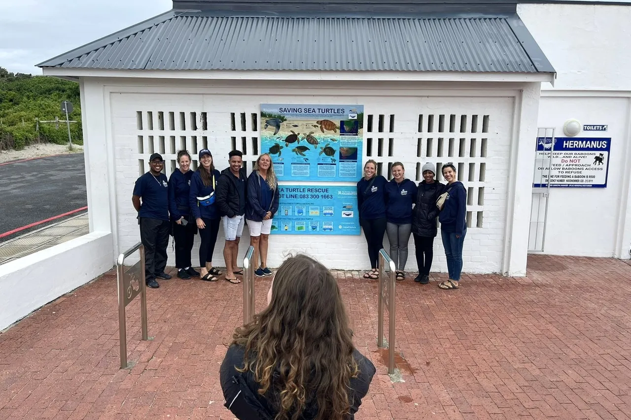 2203e44a eb28 4b3d 869e 147d3aa13081