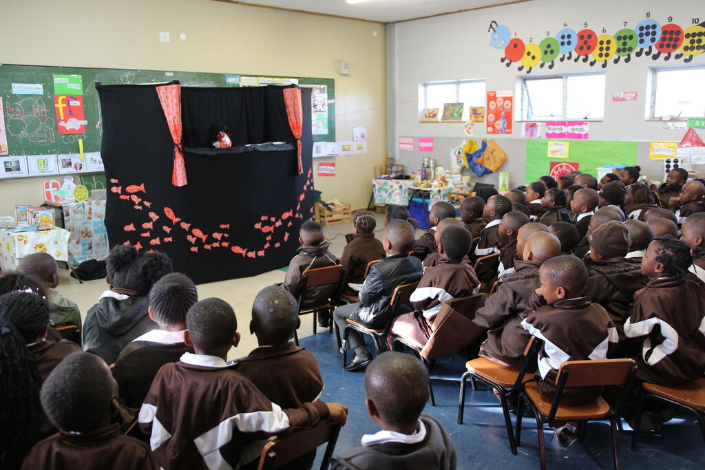 Two Oceans Aquarium Mobile puppet show Coming to a school near you!