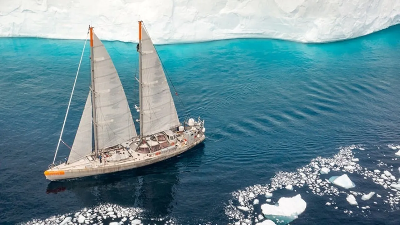 Tara ocean foundation public conference at the two oceans aquarium: join the wave to protect the oce