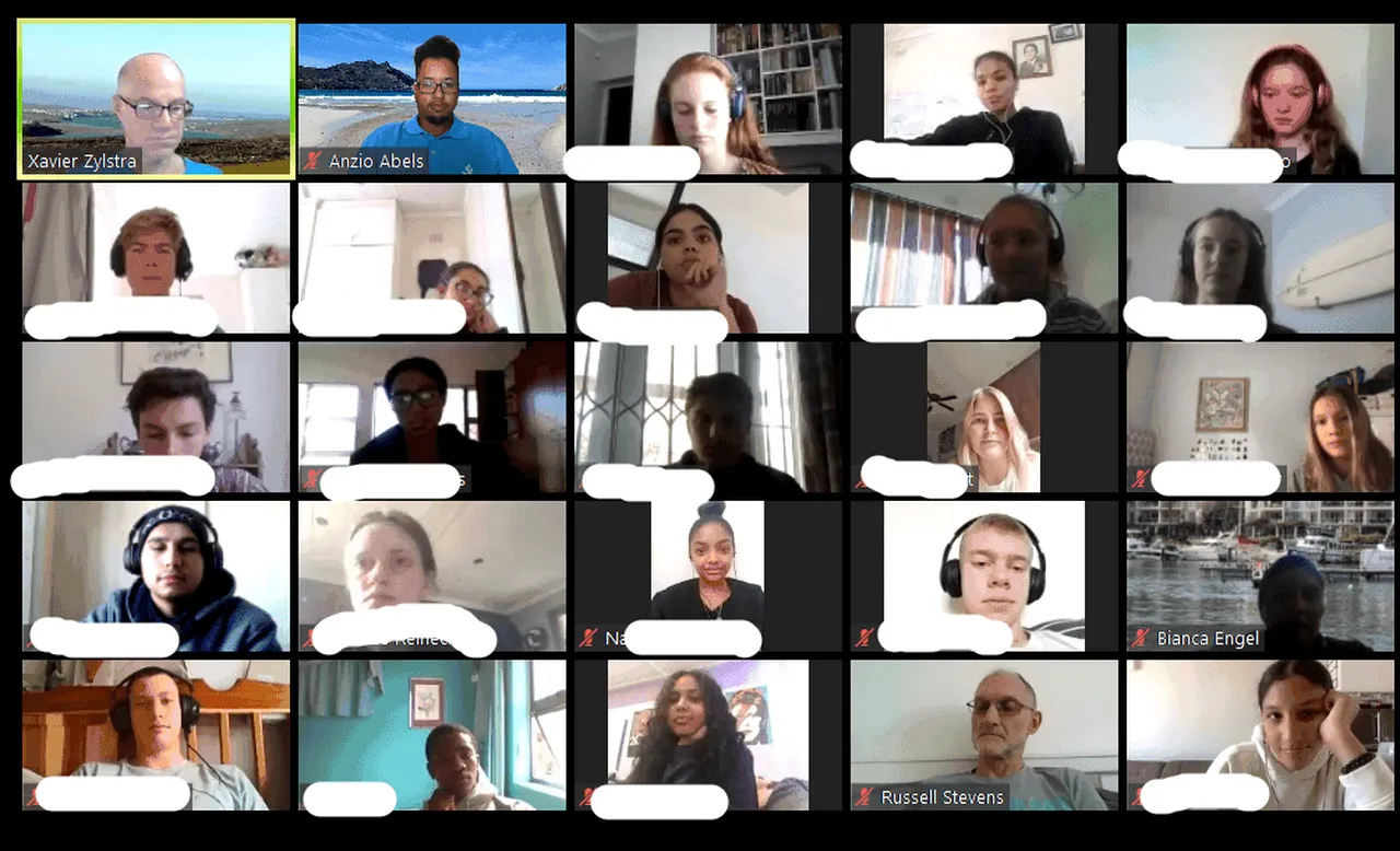 When the aquarium is closed, online education continues: fet marine biology course feedback