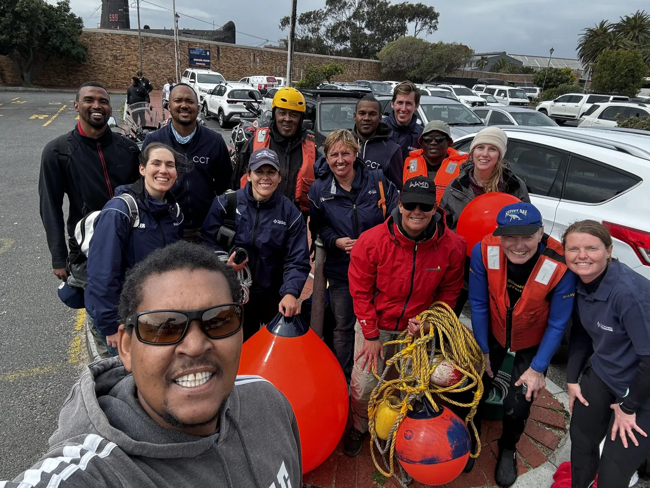 Our Marine Wildlife Management team learnt how to disentangle whales!