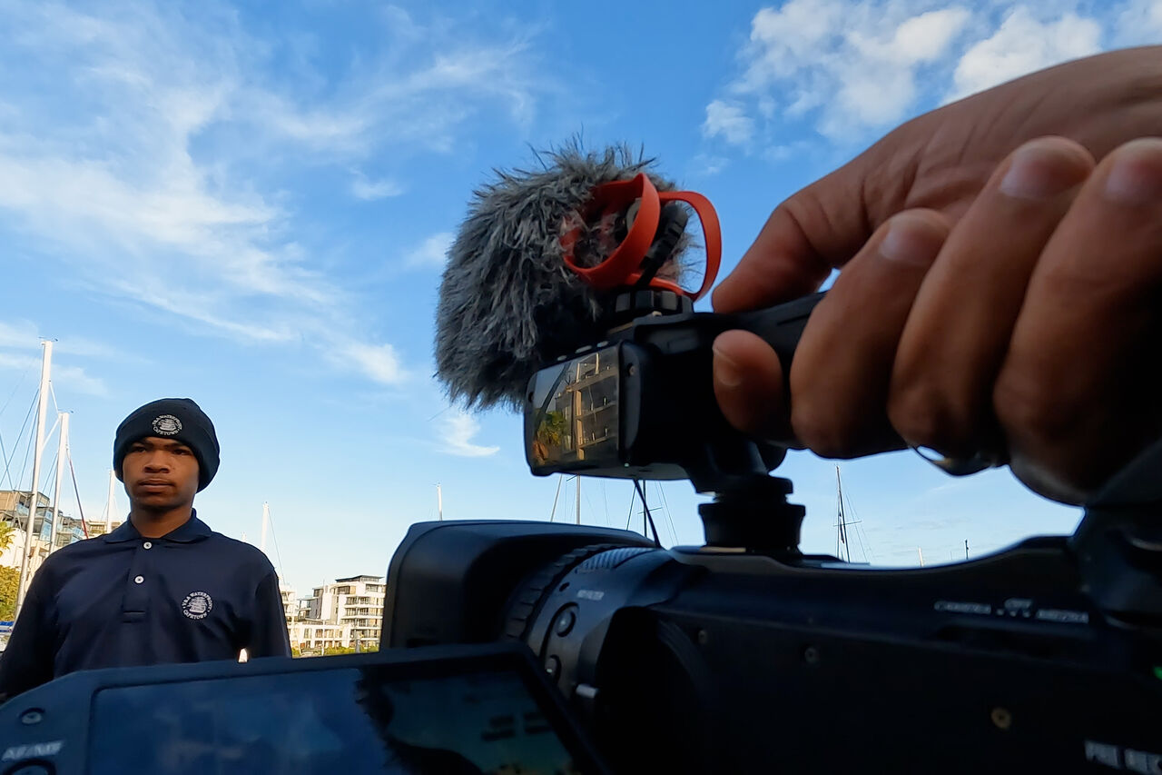 BTS Screenshot Camera Elviro Malan