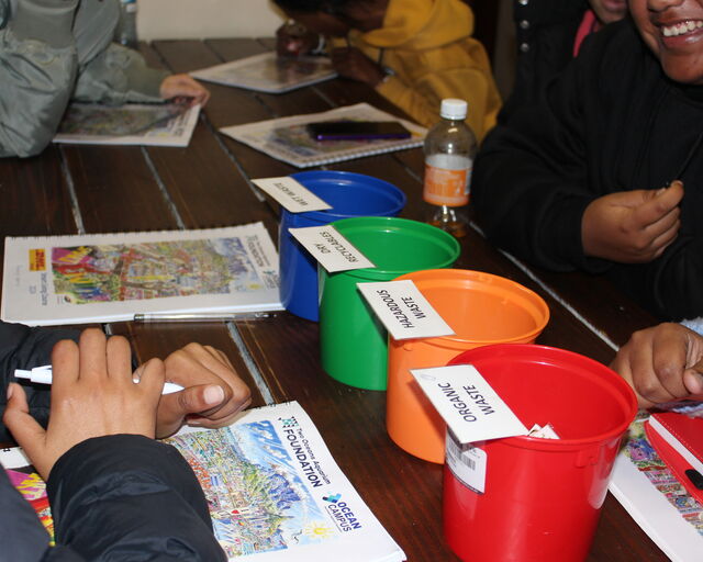 Step into the world of Smart Living: A course for grade 7 eco-champions