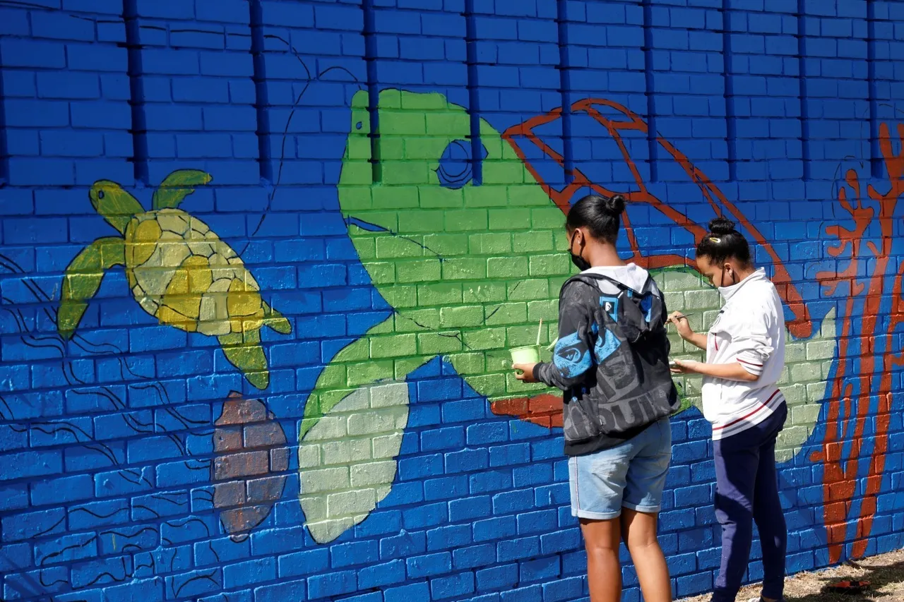 Bob Mural Rotaract 1