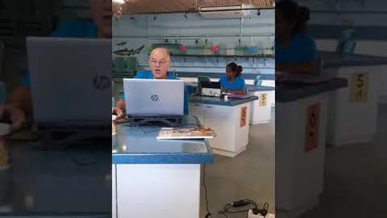 When the aquarium is closed, online education continues: fet marine biology course feedback